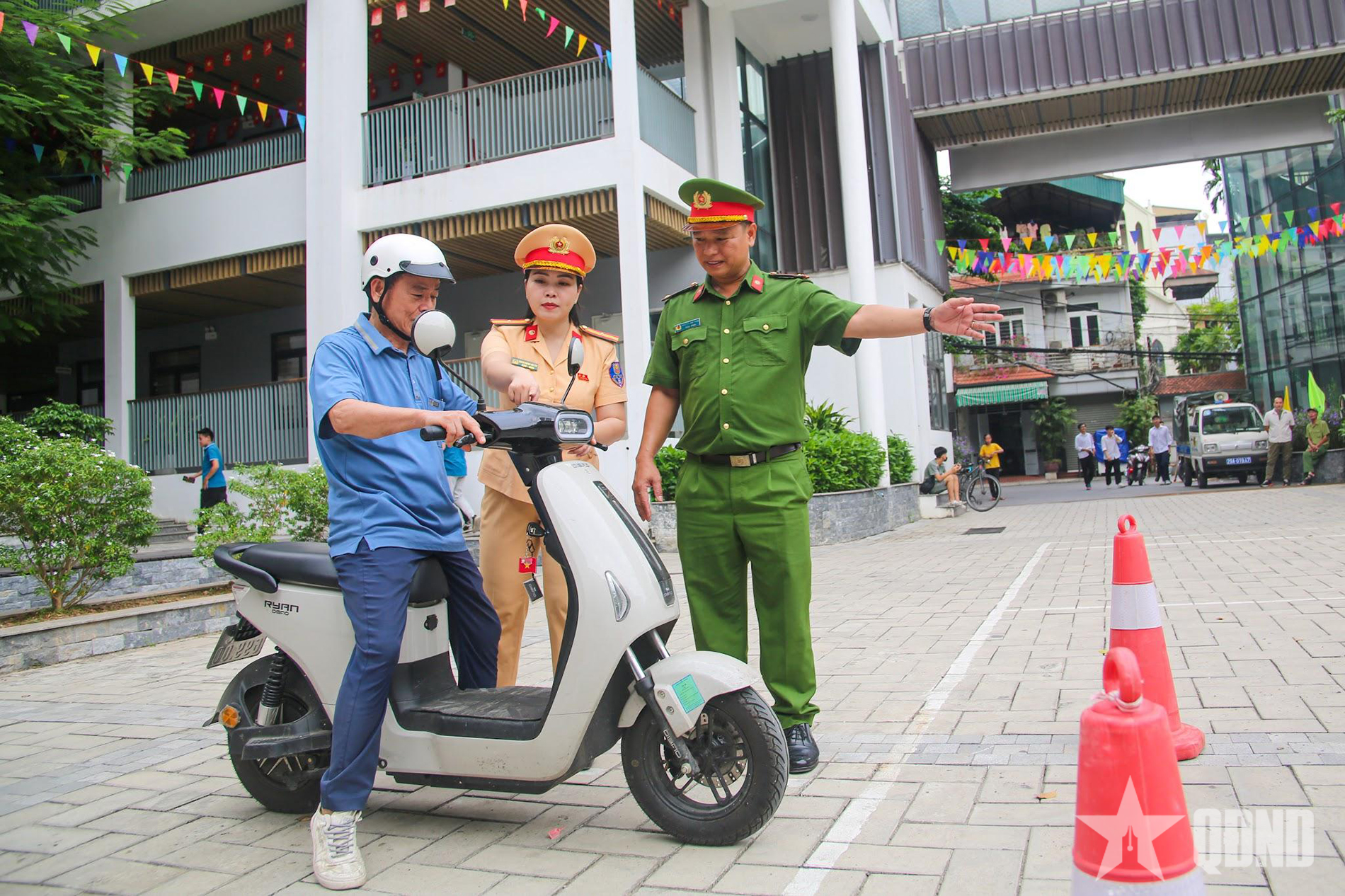 Hà Nội: Gần 1.000 người được tuyên truyền, bồi dưỡng kỹ năng lái xe máy an toàn